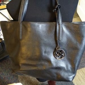 🐾Michael Kors purse excellent condition like new